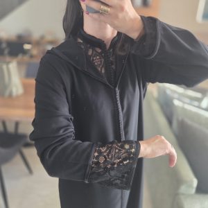 Jellaba 2 pièces – crêpe de soie & dentelle